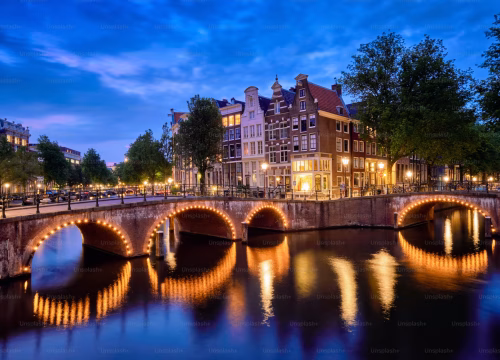 Brussels or Bruges? Which City Should You Visit First in Belgium?